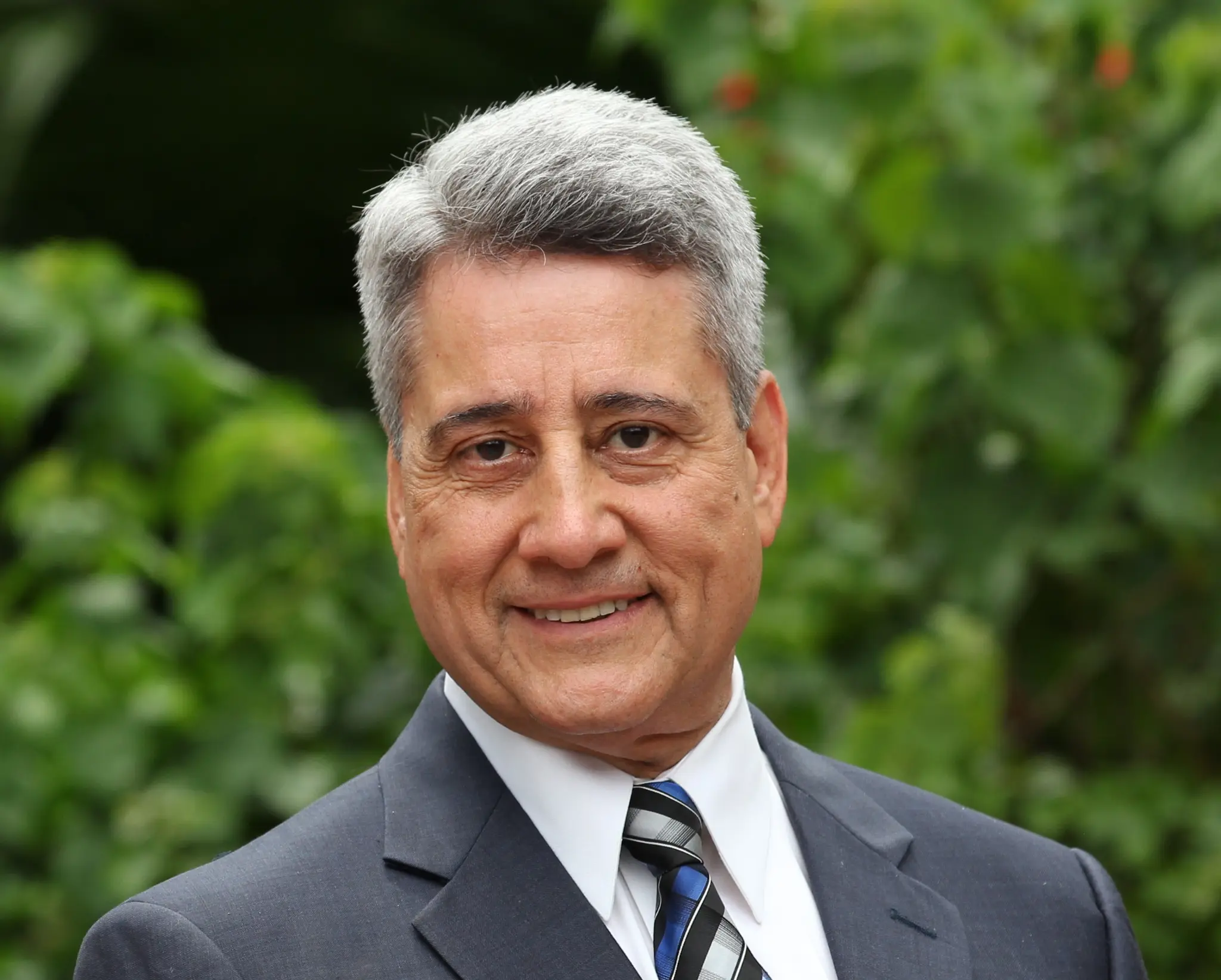 Dr. Rene Aviles treating patients in Palm City, Florida